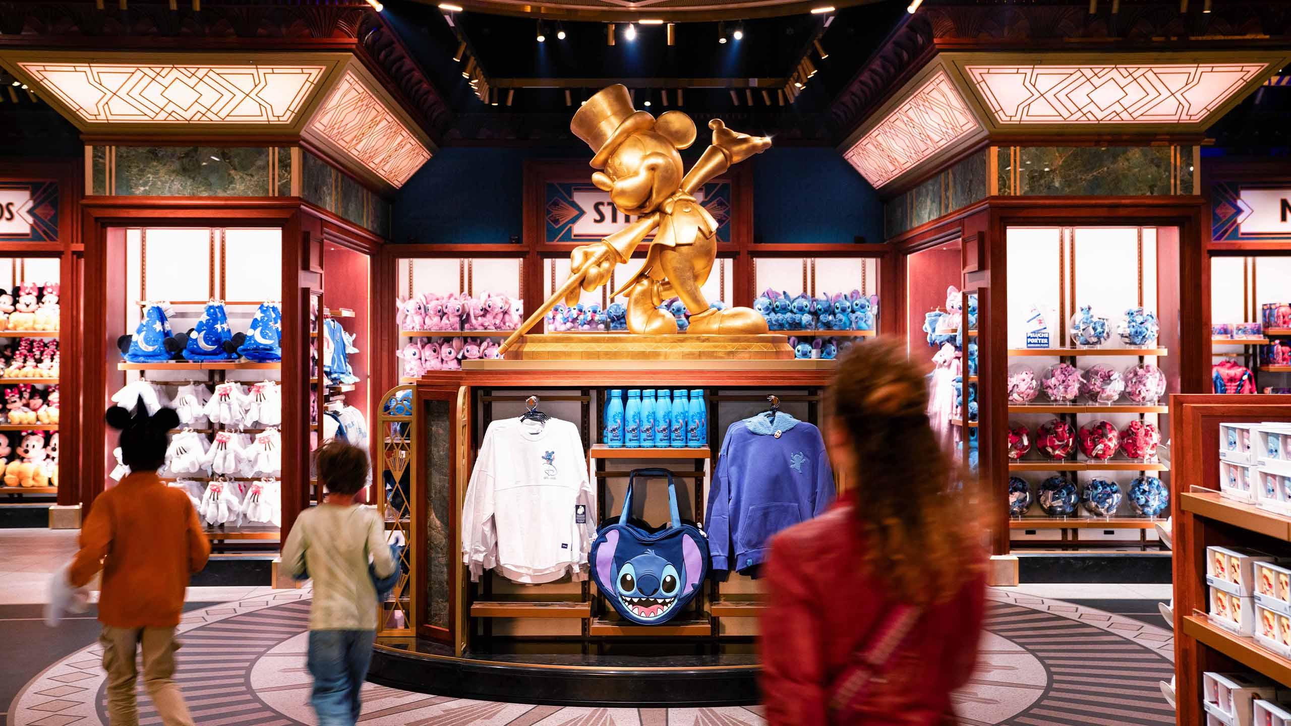 Disneyland Paris : 500 000 objets oubliés offerts à des associations