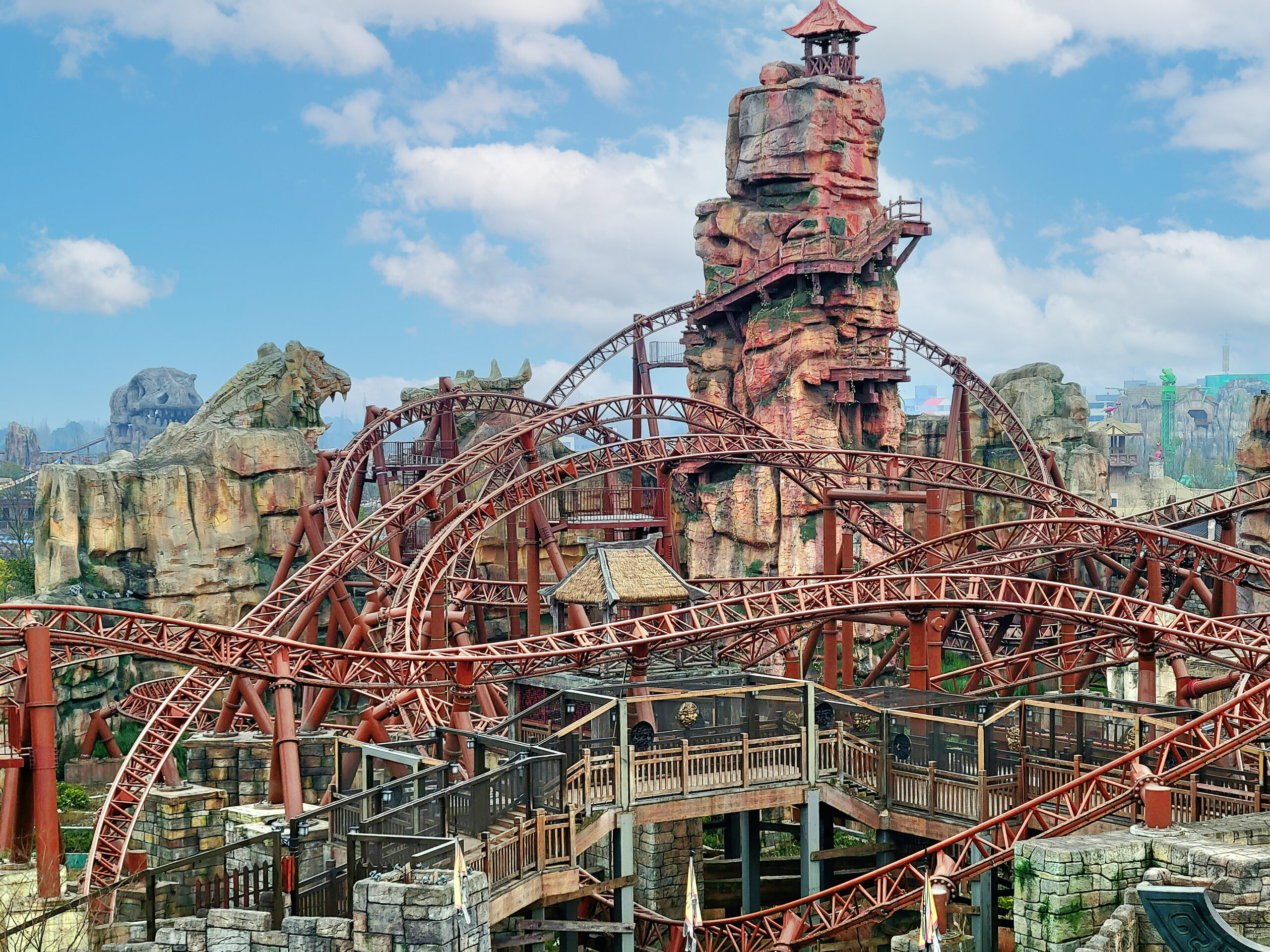 Intamin, le géant des montagnes russes s'offre le roi des simulateurs.