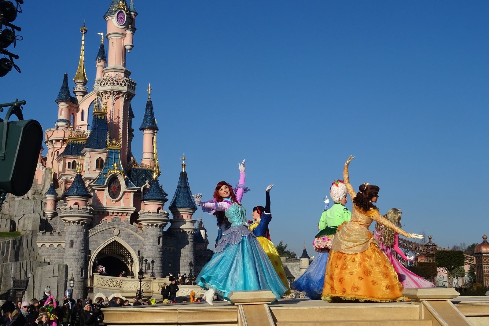Alerte bon plan : Disneyland Paris sacrifie le prix de ses billets pour l'été 2026 !